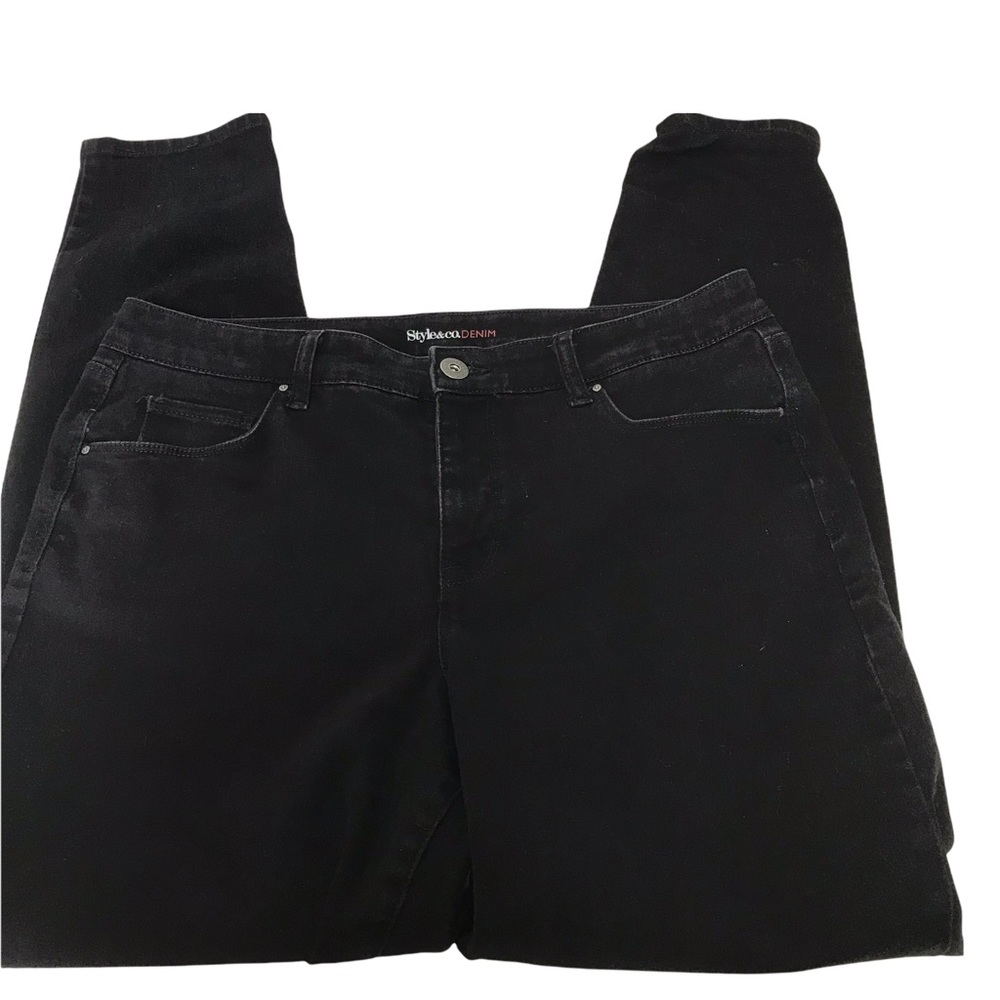 Style & Co SZ14 Tummy Control skinny Leg Jeans